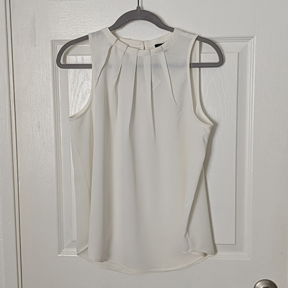 Anne Taylor Factory ruche front top